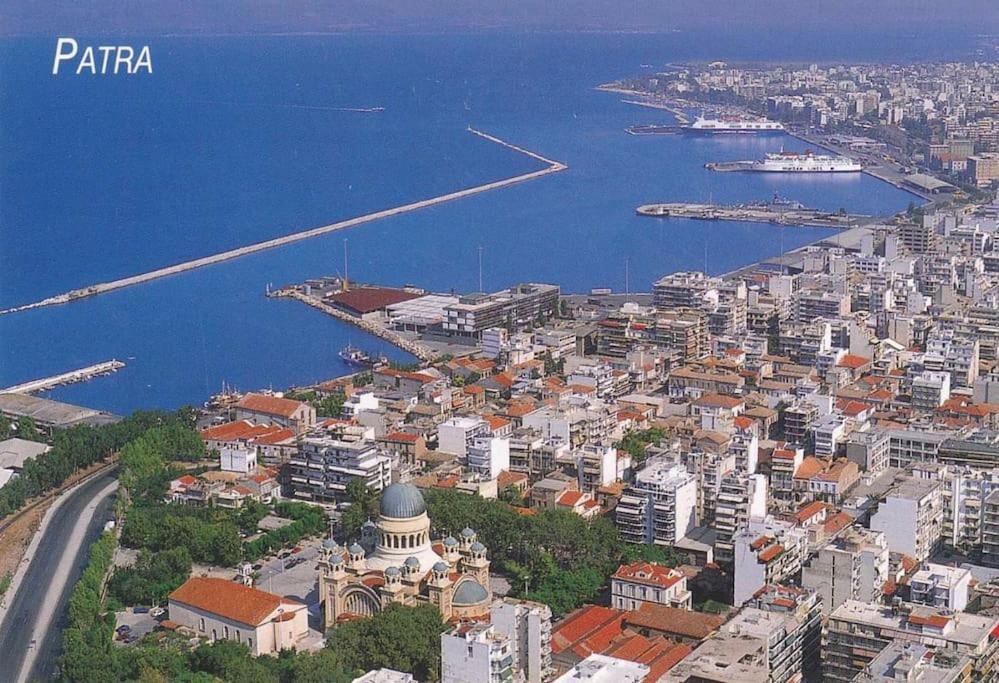 Theano's Cozy & Quiet Lux Flat - Wifi & Full Amenities Apartment *