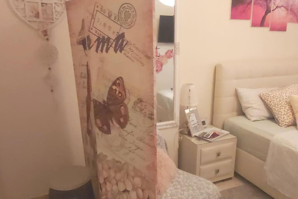 Theano's Cozy & Quiet Lux Flat - Wifi & Full Amenities Apartment