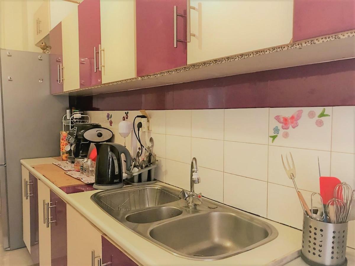 Apartment Theano's Cozy & Quiet Lux Flat - Wifi & Full Amenities *